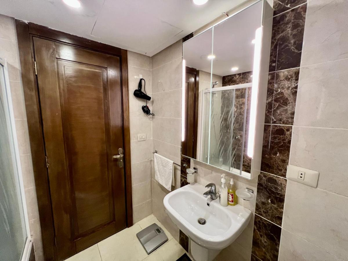 Апартаменты Luxury With Pools In Front Auc